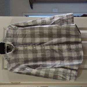 Banana Republic woman's long sleeve shirt